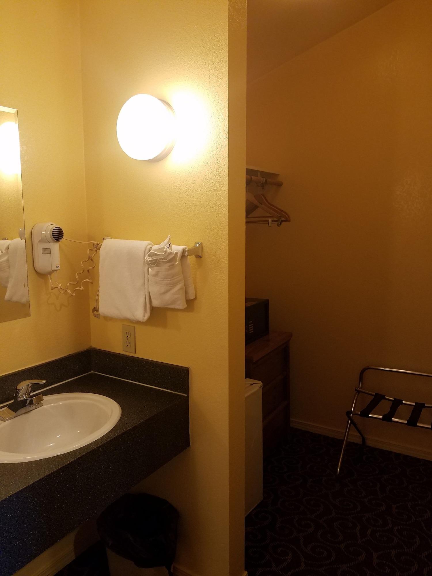 ทราเวลลอดจ์ บาย วินด์แฮม เวแนตชี Motel เวนัตชี ภายนอก รูปภาพ